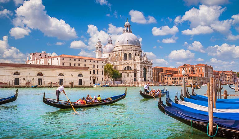 florence to venice by train st mark's basilica