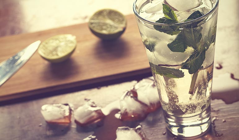 what are the ingredients in vermouth