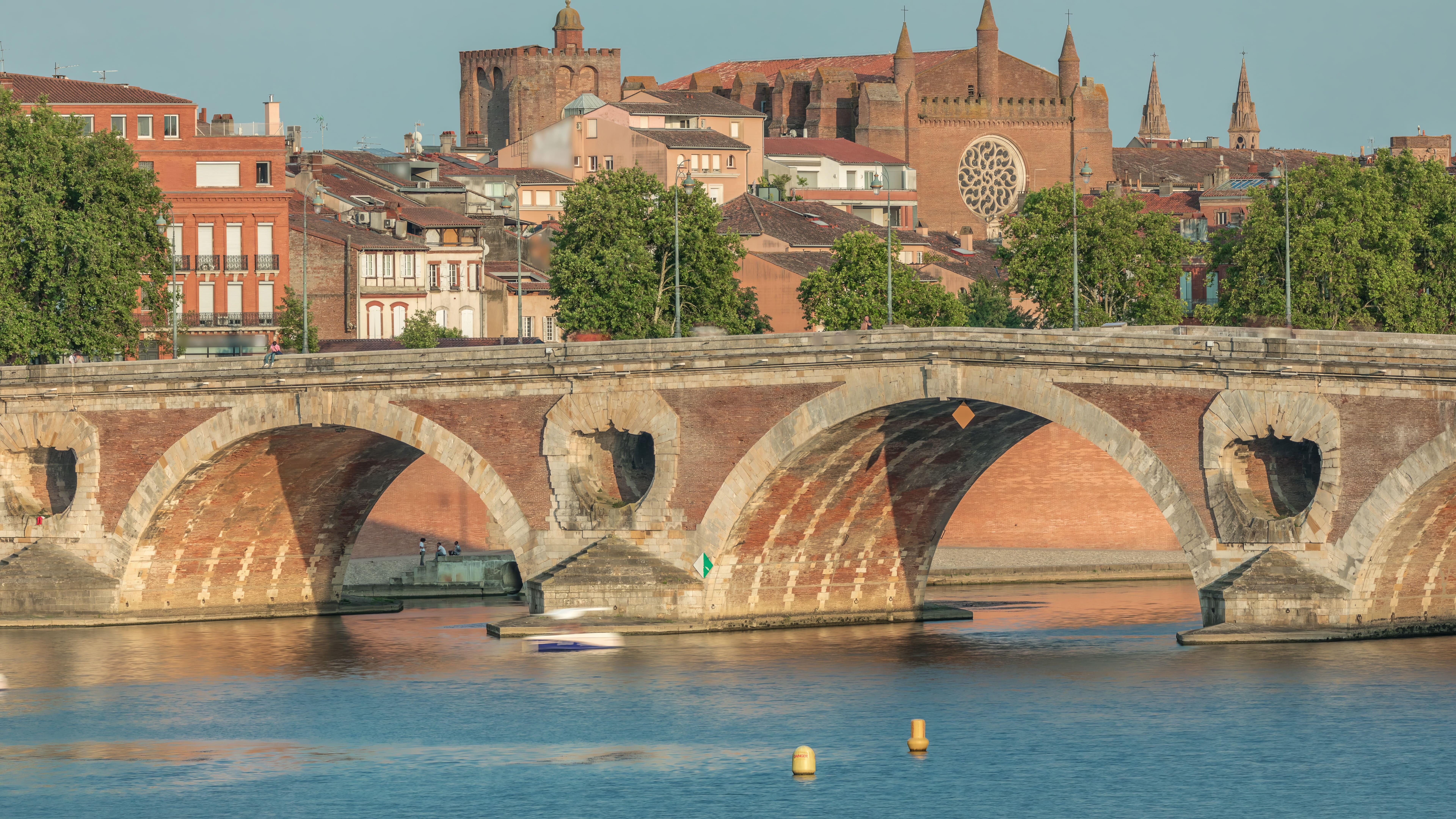 River Garonne and Pont Neuf in Toulouse, France