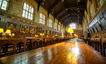 places to see in Oxford christ church collage dining hall