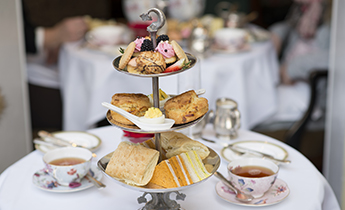 what to do in Oxford afternoon tea