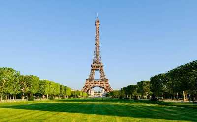 Eiffel Tower Daytime