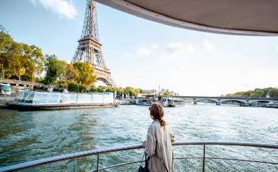 Seine Cruise Eiffel tower woman