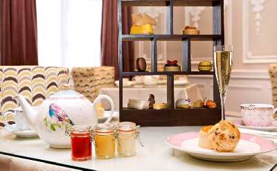 Tea in Buckingham palace