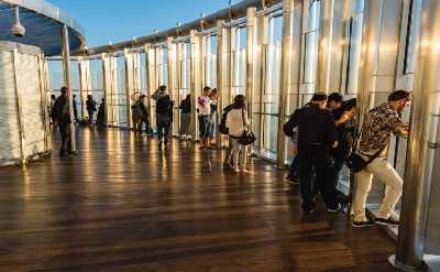 Burj Khalifa visitors