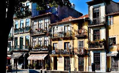 Discovery Walk in Porto’s Old Town: Alleys, Views and Tales