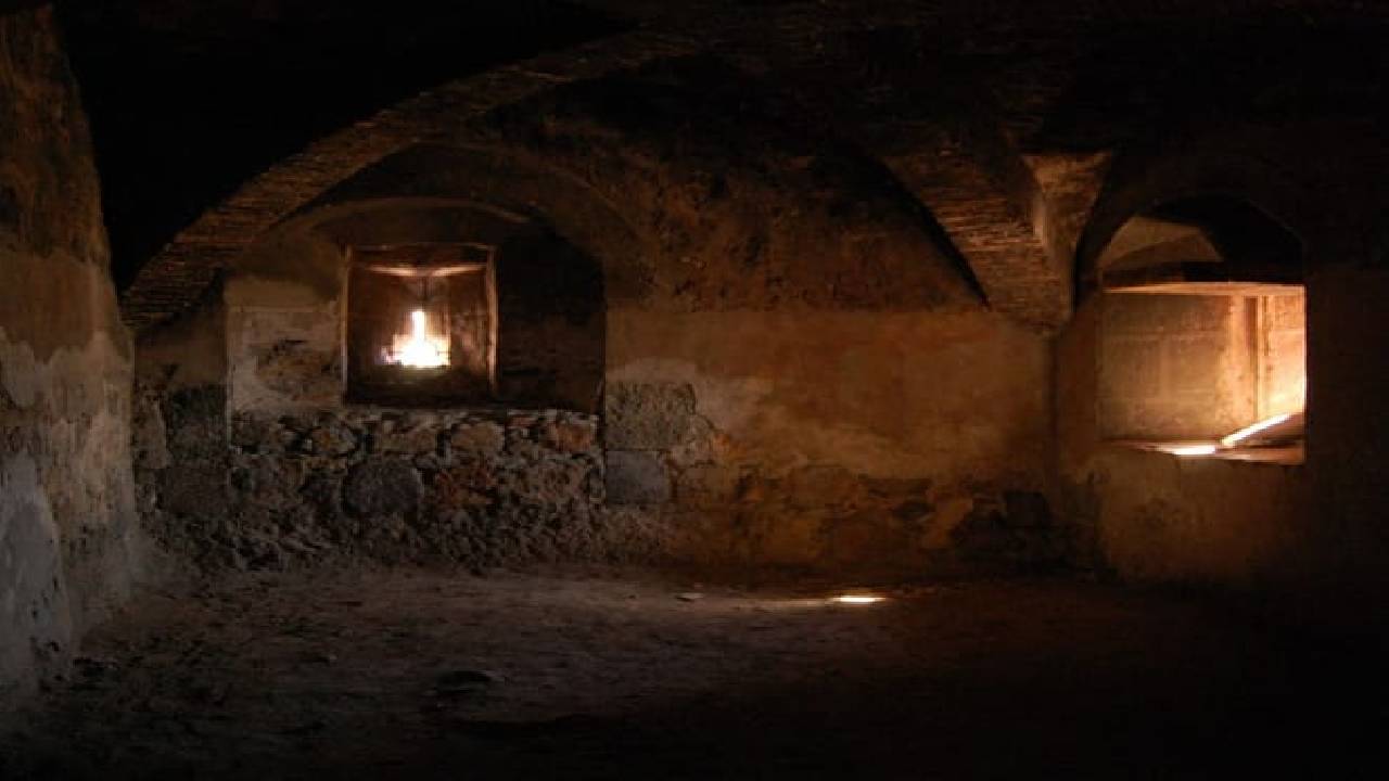 Uncover Madrid's Inquisition Secrets: An In-App Audio Tour