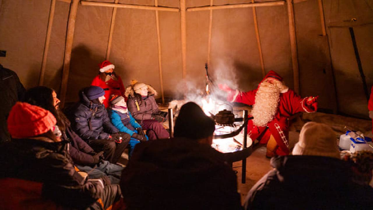 Rovaniemi: Santa Claus & Northern Lights Experience - The Original & World’s First