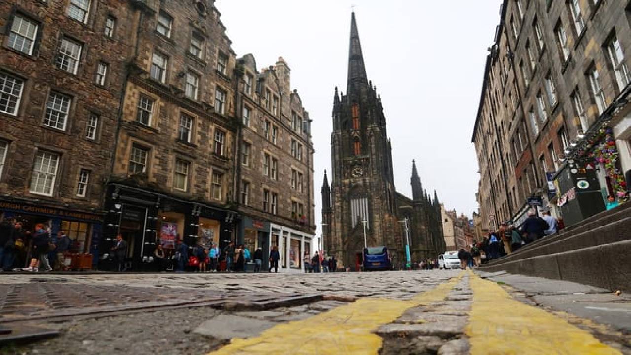 Edinburgh: Must-See Sights of the Old Town