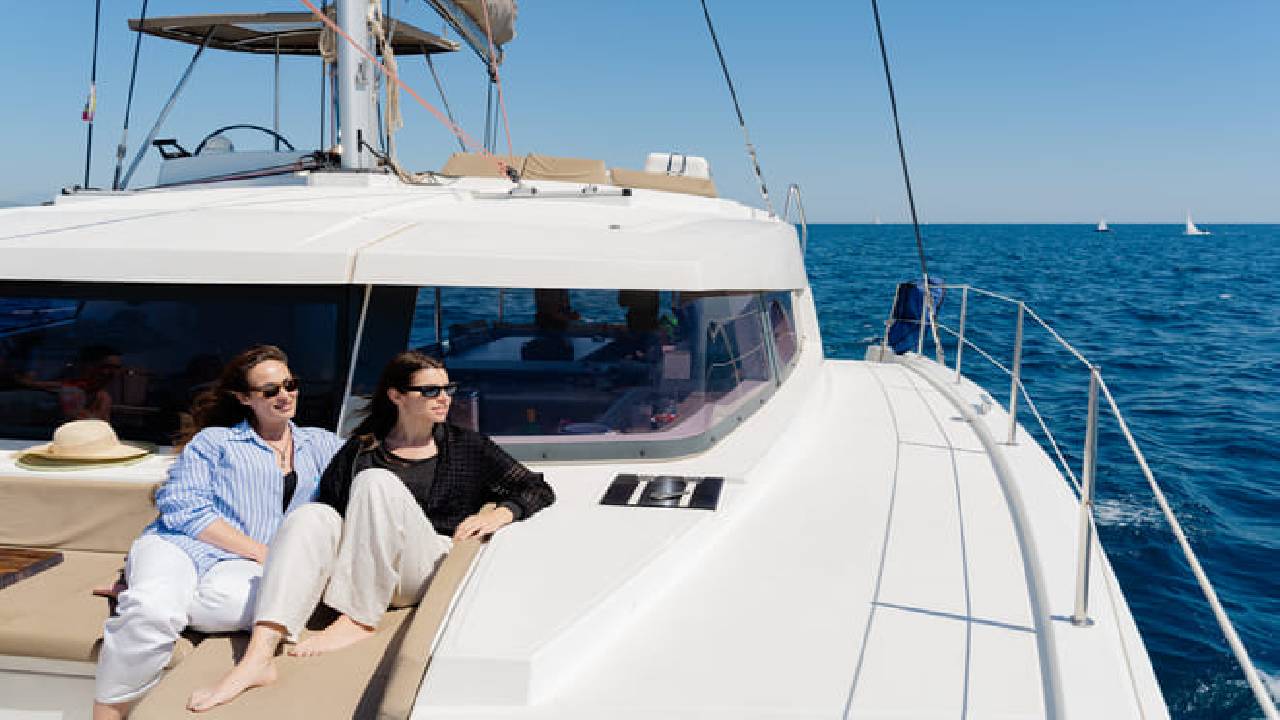 Private catamaran rental (Serena)