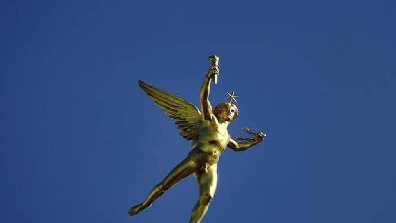 Bastille & Paris Best Market Food Tour!