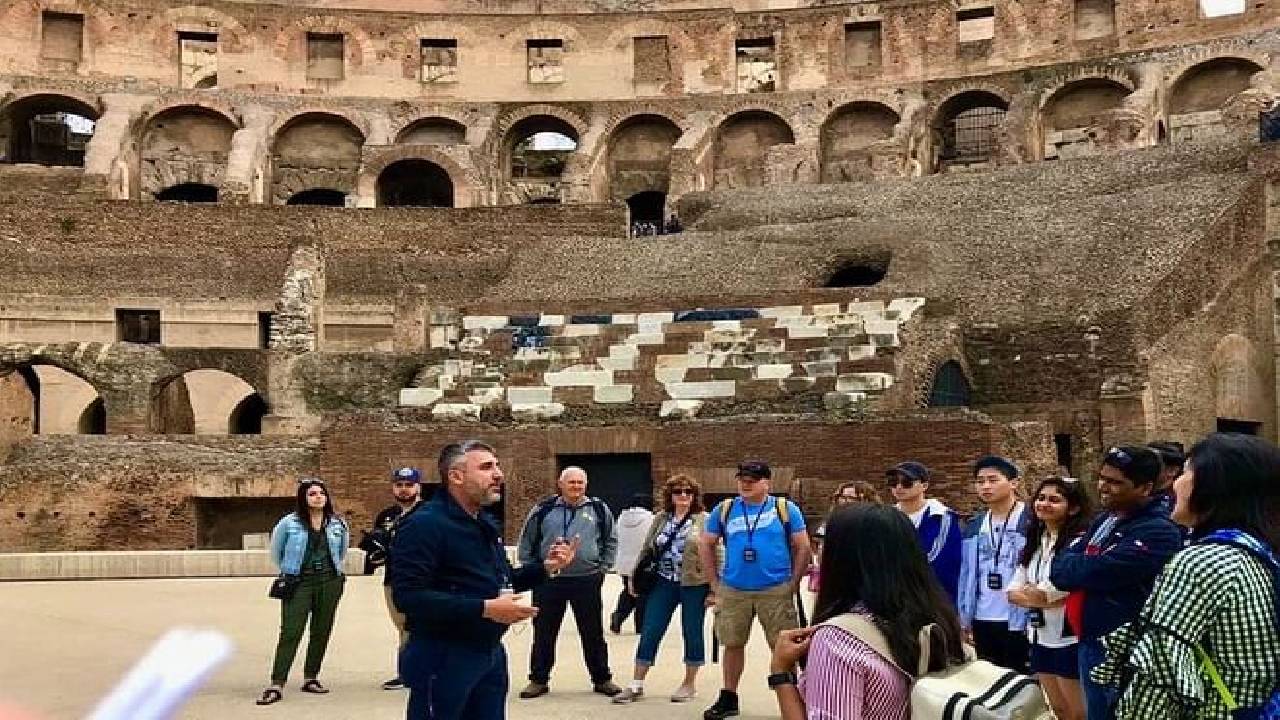 Best of Rome Colosseum, Squares and Fountains Private Walking Guided Tour 