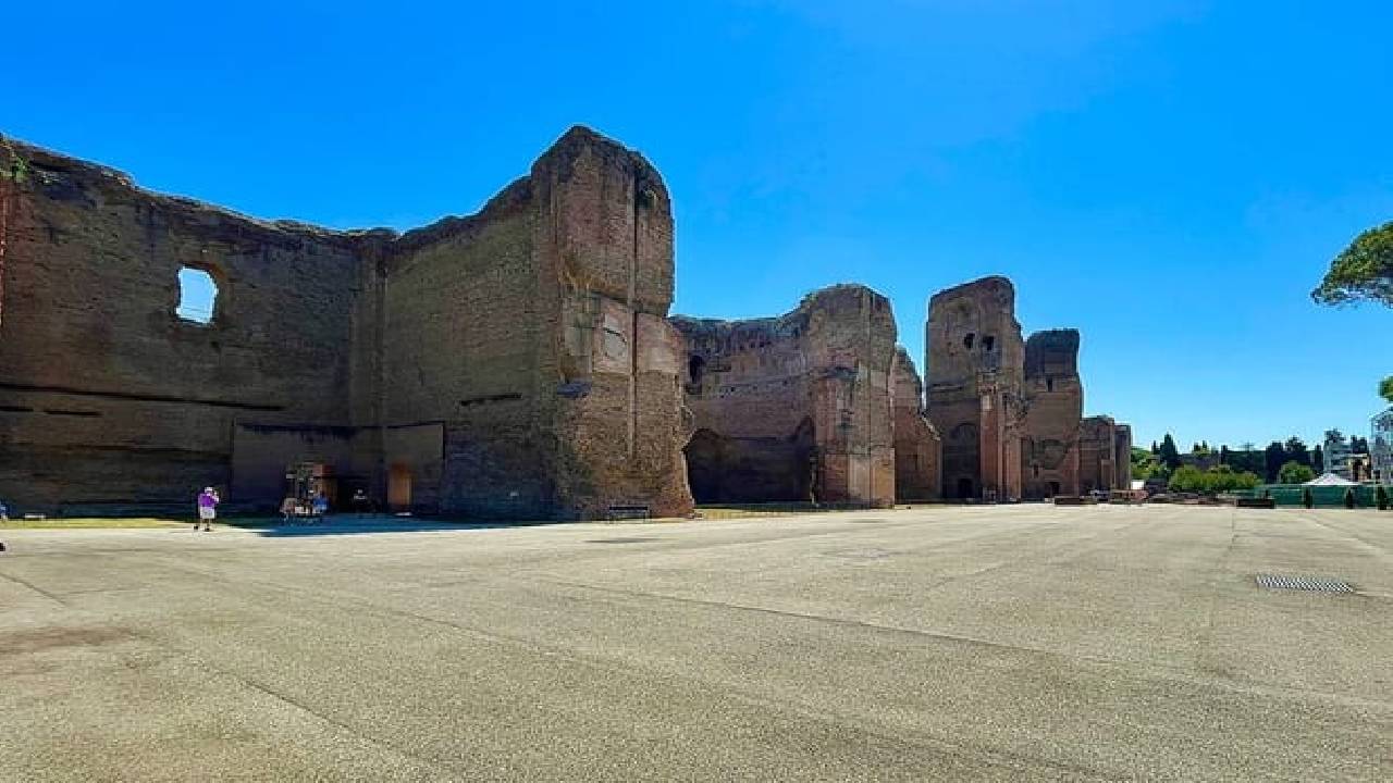 Rome Private Sightseeing and Catacombs Underground Guided Tour with Transfer