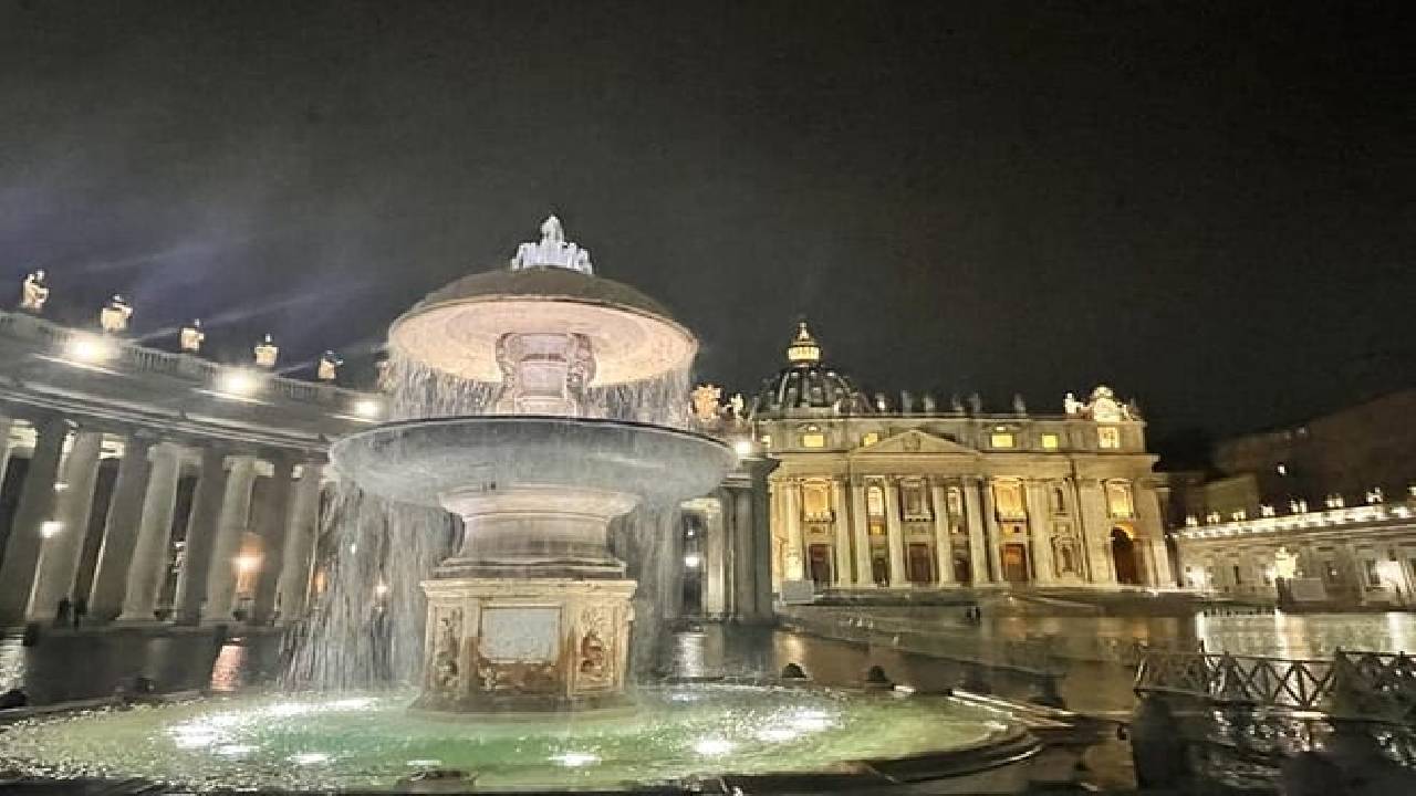 Best of Rome by Night Private Sightseeing Chauffeured Tour | pick up/Drop off 