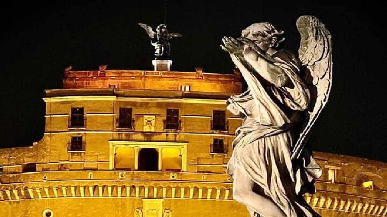 Best of Rome by Night Private Sightseeing Chauffeured Tour | pick up/Drop off 