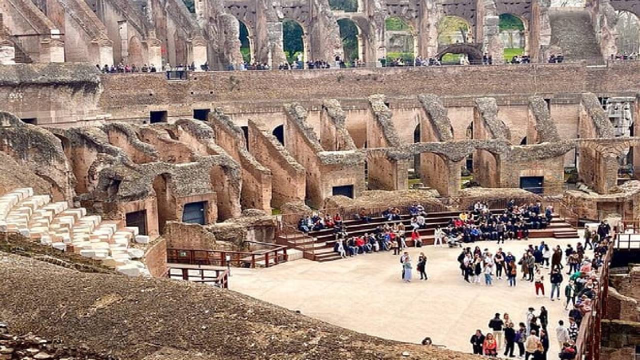 Rome Private Tour: Colosseum, Circus Maximus & Baths of Caracalla
