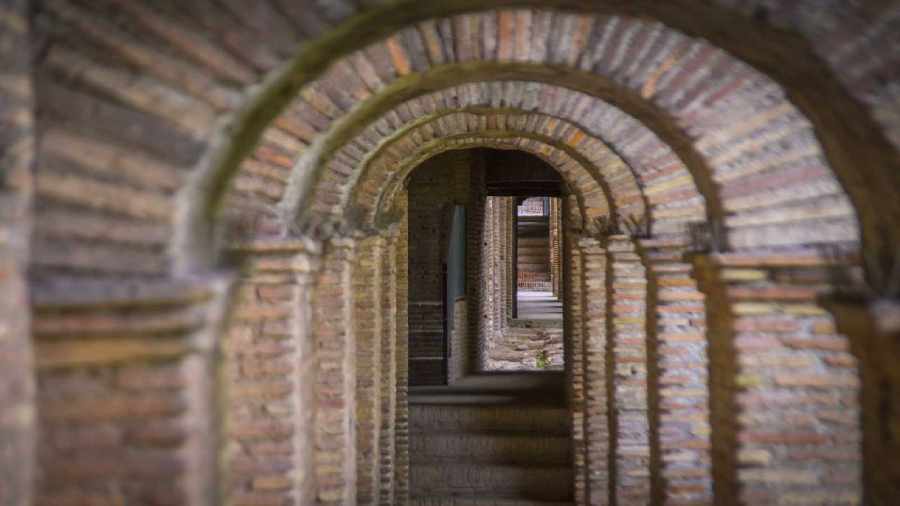 Rome Kids friendly Guided Tour upon the Walls and Undergrounds