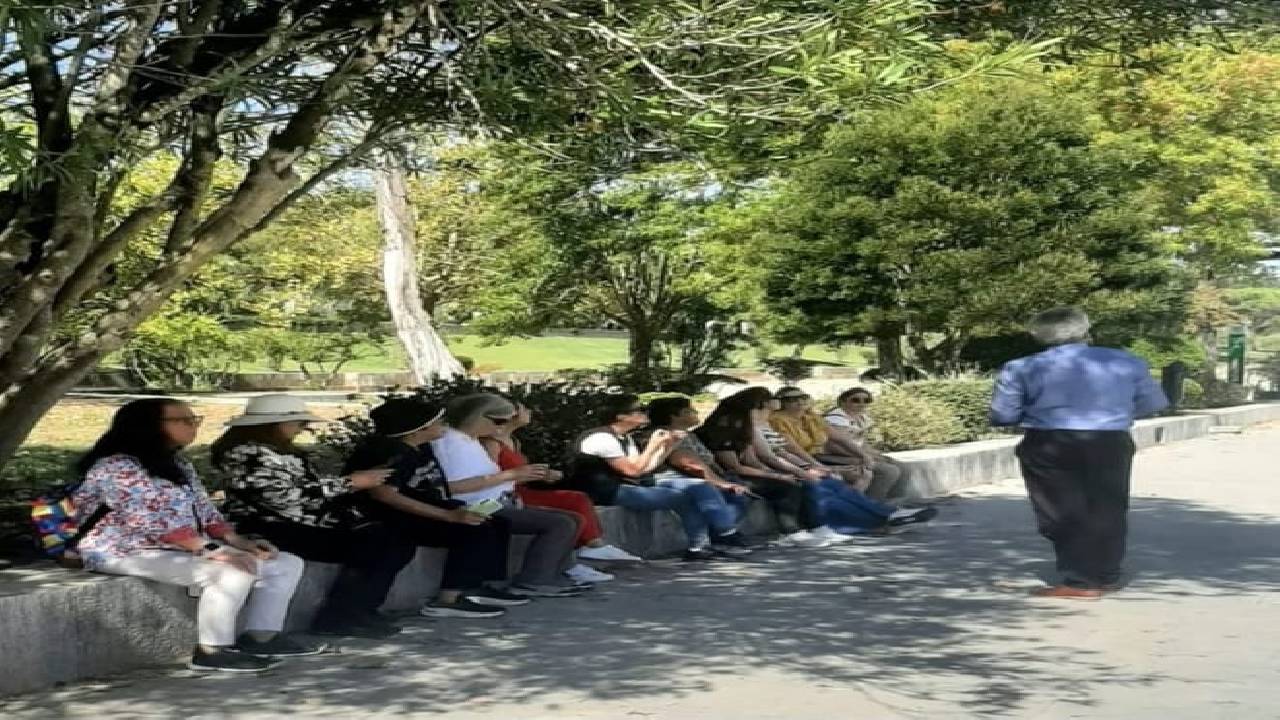 Lisbon: Guided tour of Sintra, Pena, Cabo da Roca & Cascais