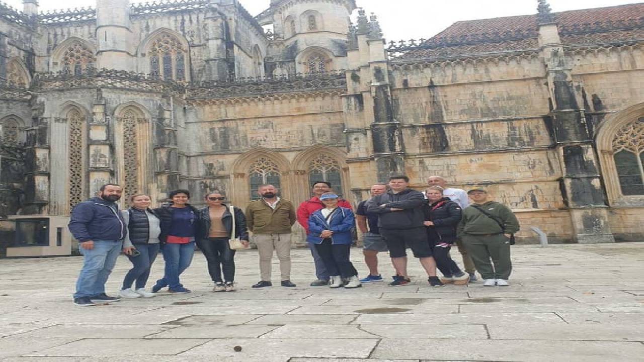From Lisbon: Fátima, Nazaré, Batalha and Óbidos Guided Tour