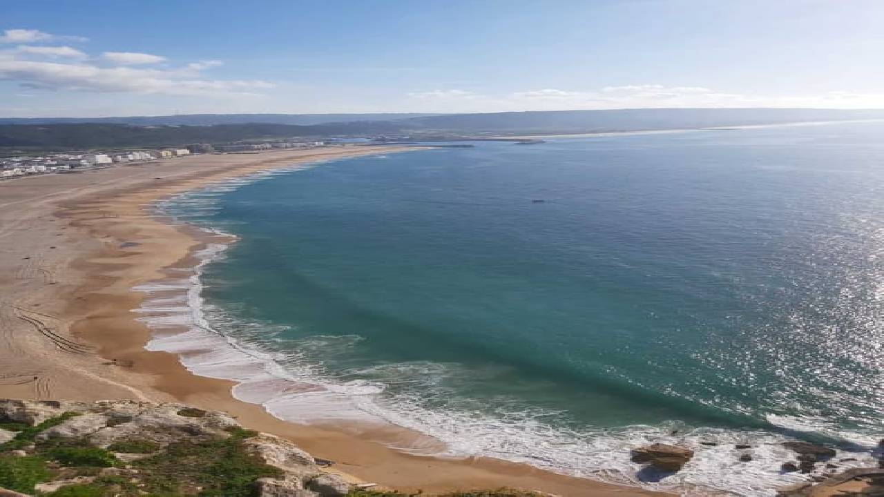 From Lisbon: Fátima, Nazaré, Batalha and Óbidos Guided Tour