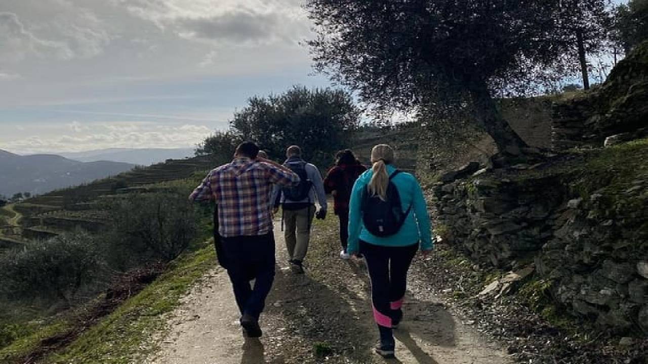 HIKING in the Douro Valley