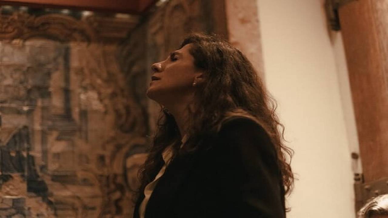 Mesa de Frades: Dinner in Lisbon–Portuguese live music–Fado Show