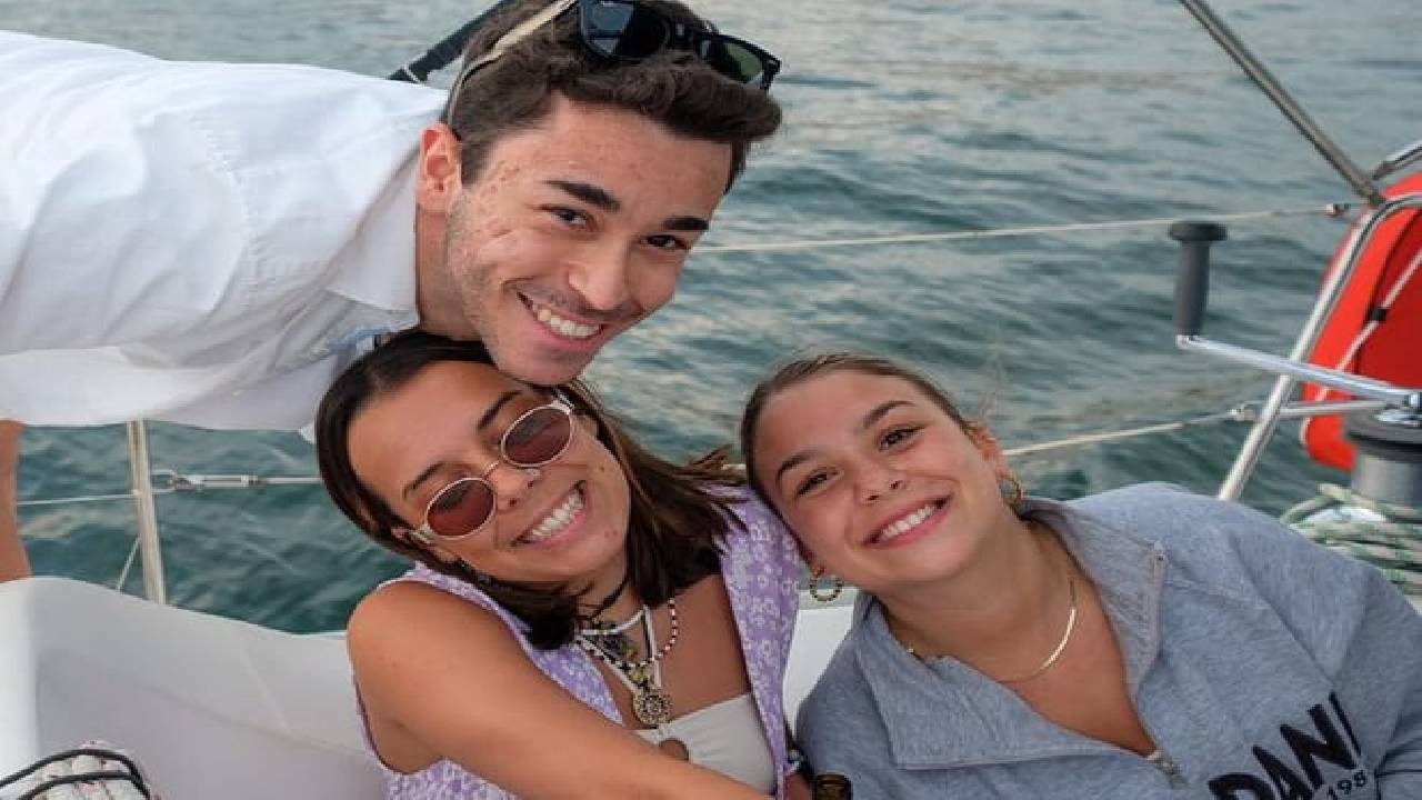 Lisbon: Private Sailing Tour Along the Tagus River