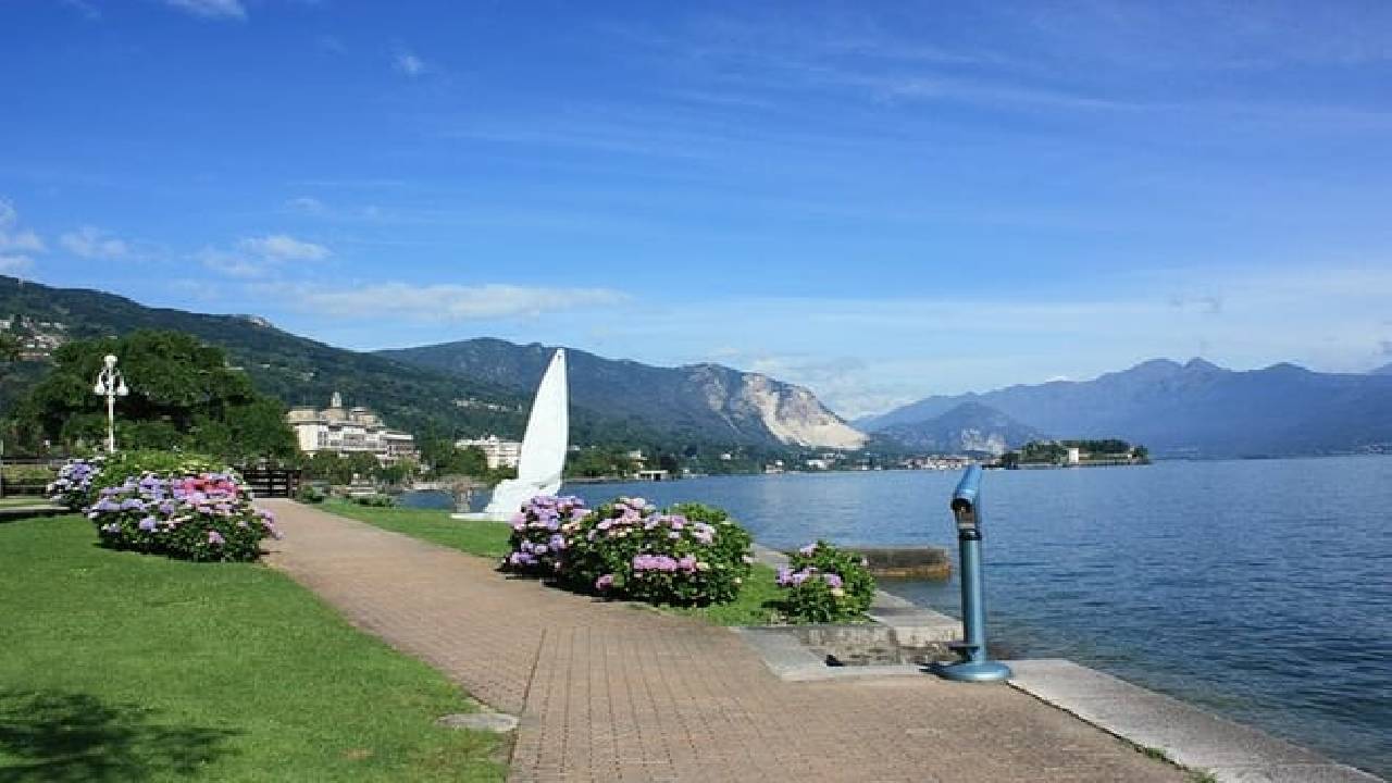From Milan: Lugano & Lake Maggiore with Private Boat Cruise