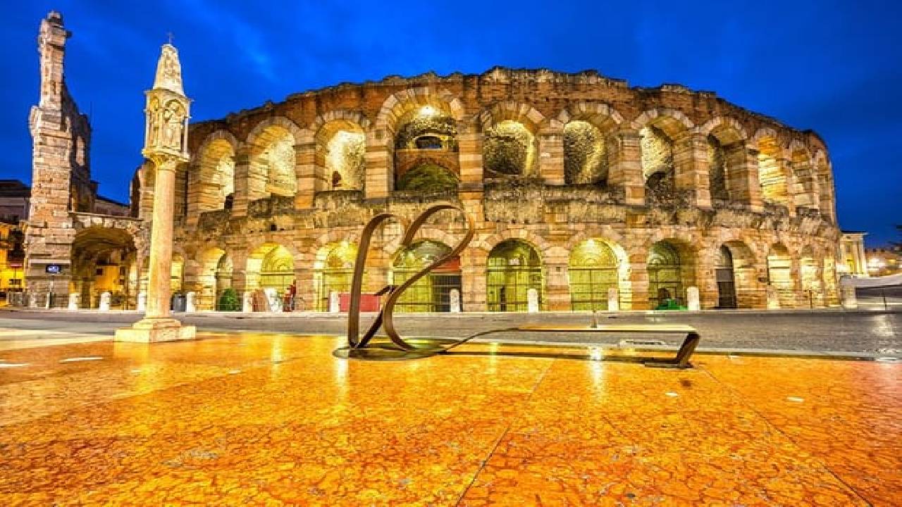 From Milan: Verona, Sirmione and Lake Garda Tour with Boat Cruise