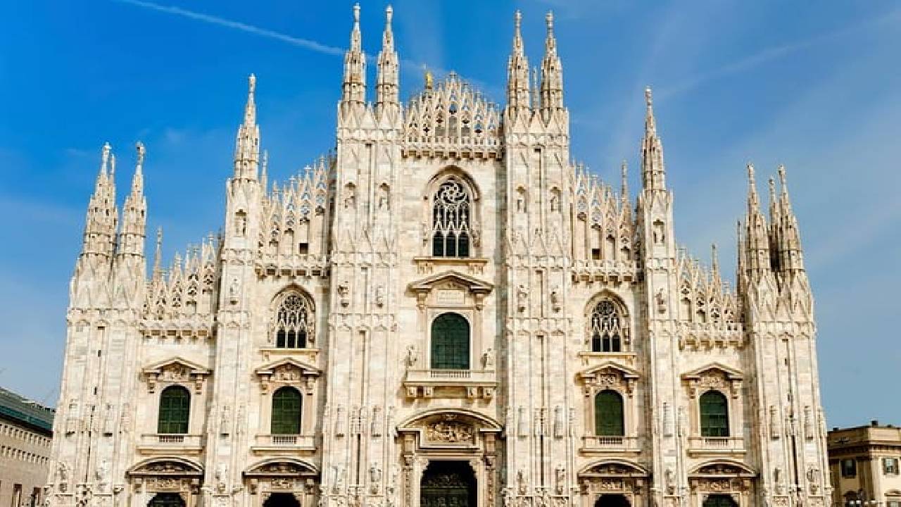 Milan: Best of Skip-the-Line Duomo Guided Tour Experience