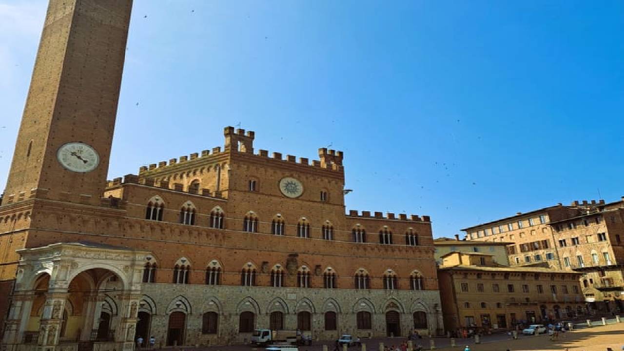 Best of Tuscany Experience: Pisa, Siena, San Gimignano & Wine