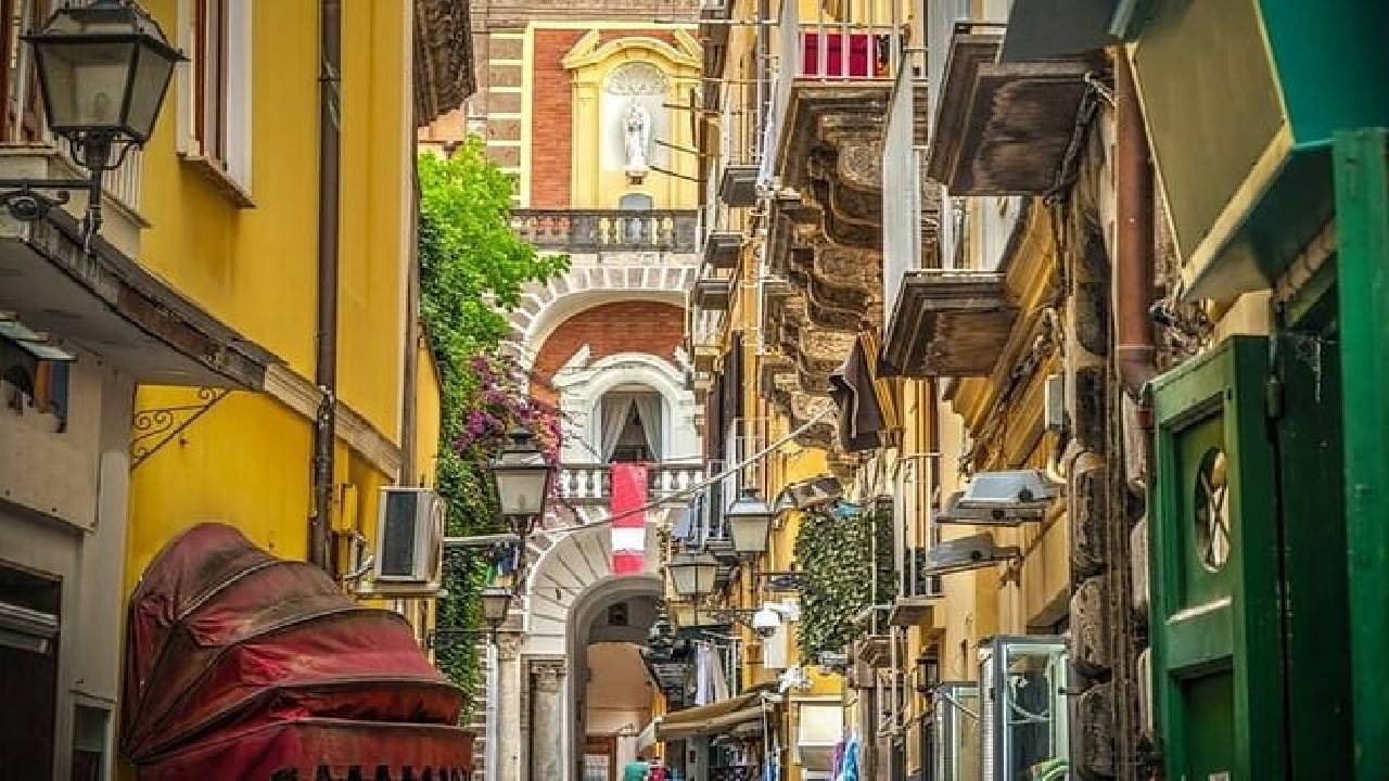 From Rome: Best of Pompeii Guided Tour and Sorrento Day Trip