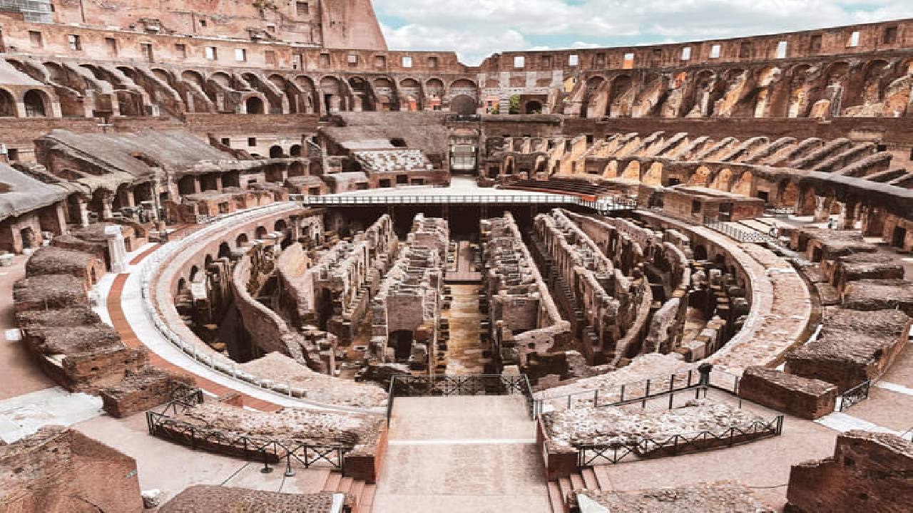 Colosseum Arena Floor guided tour - Special Access through the Gladiator's Gate