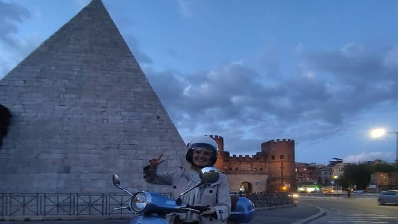 Exclusive Private Rome by Night Vespa Tour