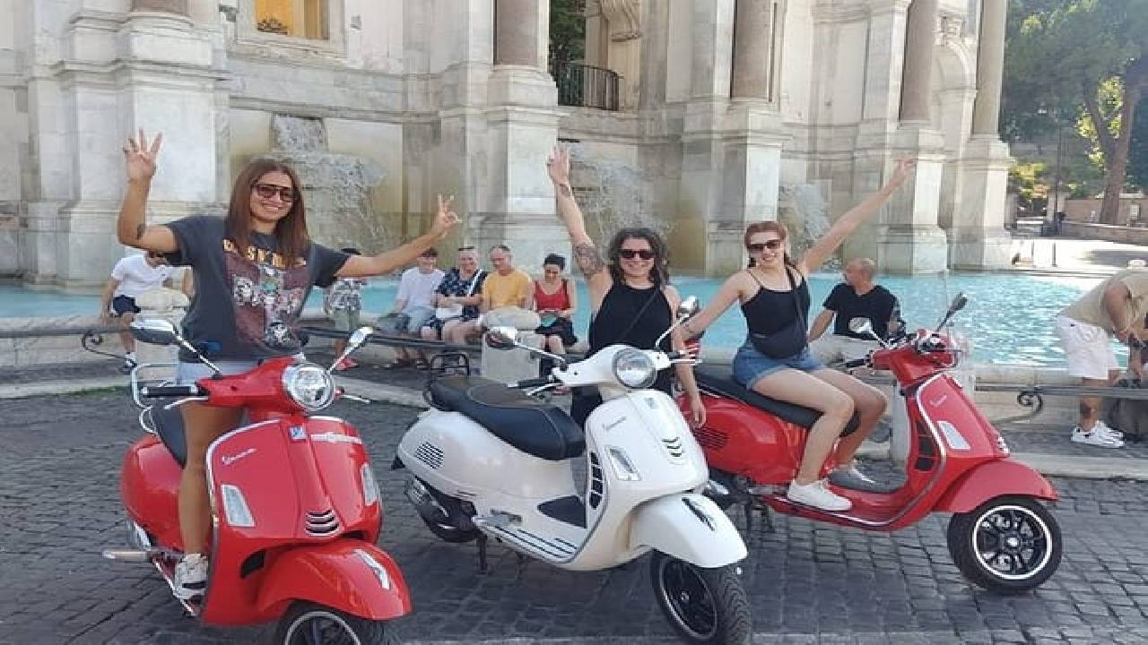 Rome Highlights by Vespa Private guided Tour