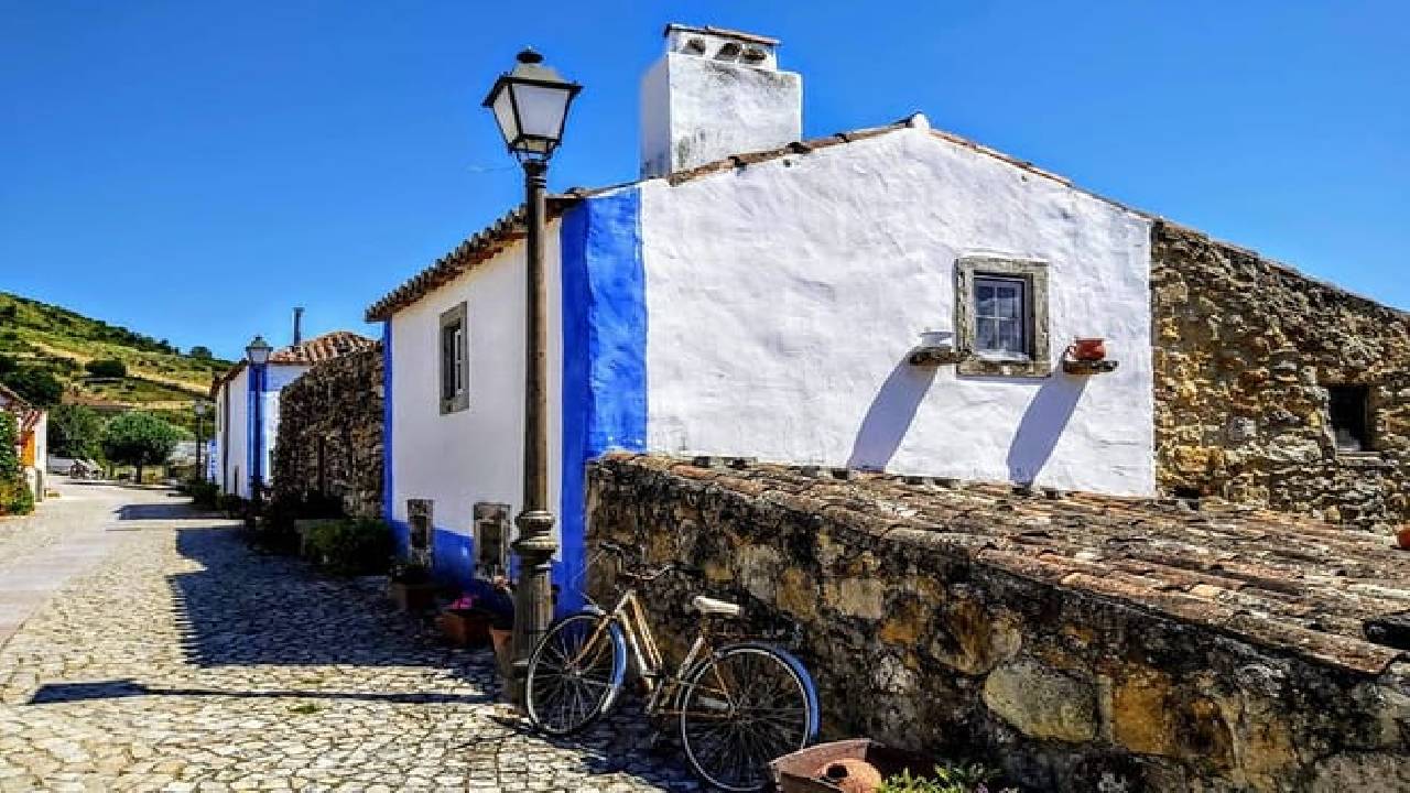 Sintra & The Amazing Dream Villages Tour