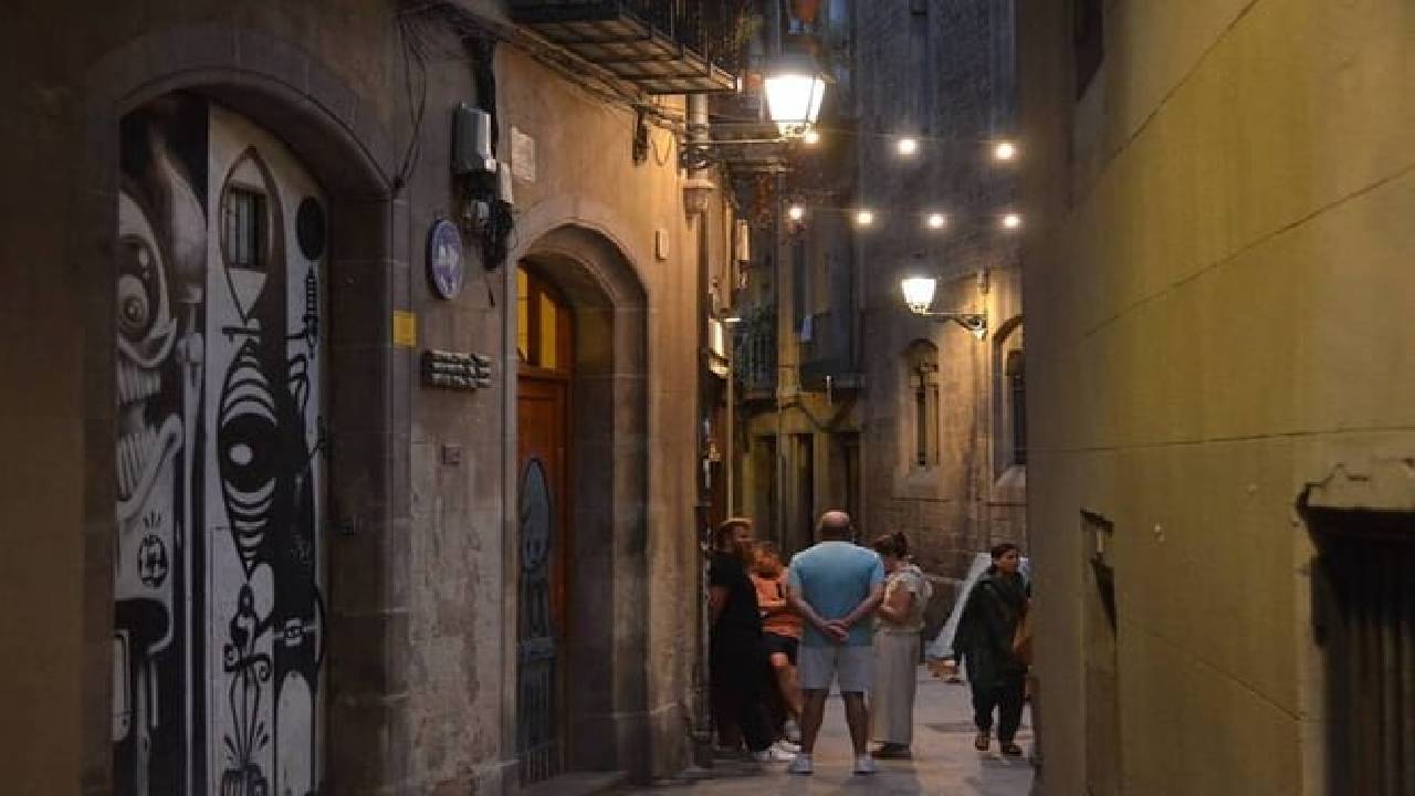 Barcelona Ghosts of a Dark Past Gothic Walking Tour