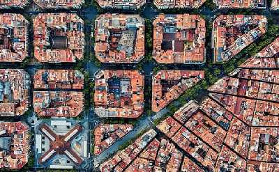Barcelona Urban Planning Tour - Towards a Sustainable Smart City