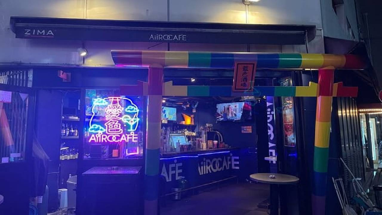 The Dark Side of Tokyo - Night Walking Tour Shinjuku Kabukicho