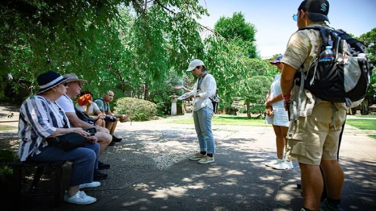The Old Quarter of Tokyo - Yanaka Walking Tour