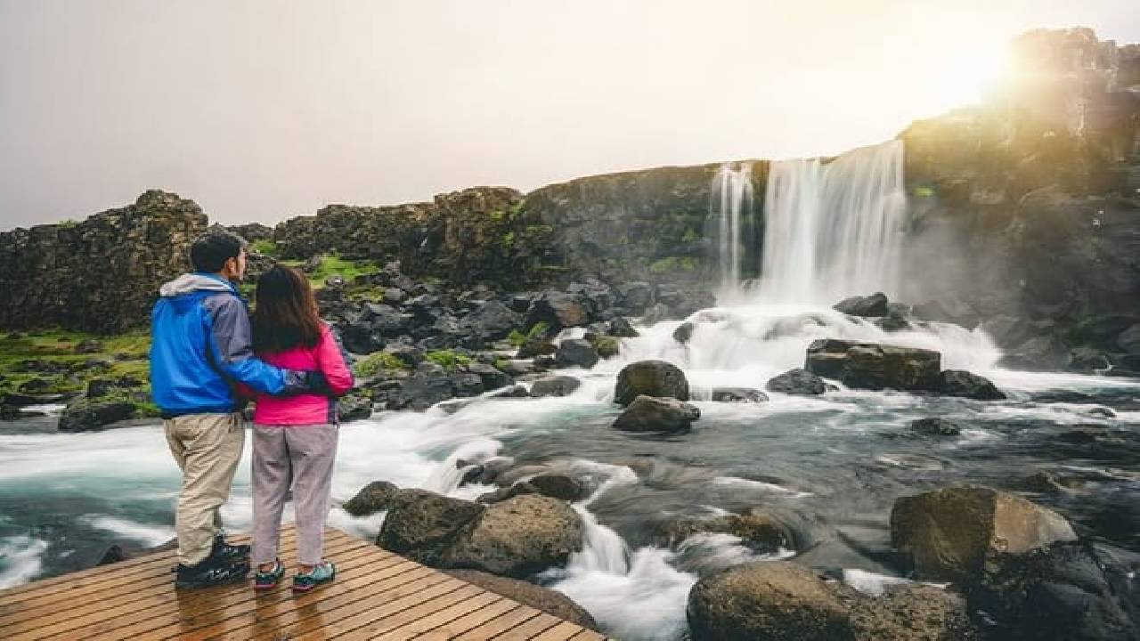 Reykjavik: Private Complete Golden Circle Tour with Faxi Waterfall