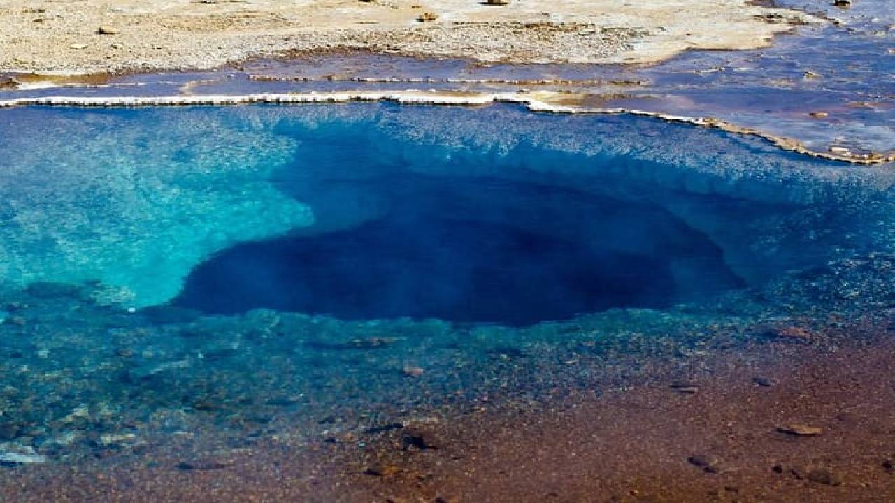 Reykjavik: Private Complete Golden Circle Tour with Faxi Waterfall