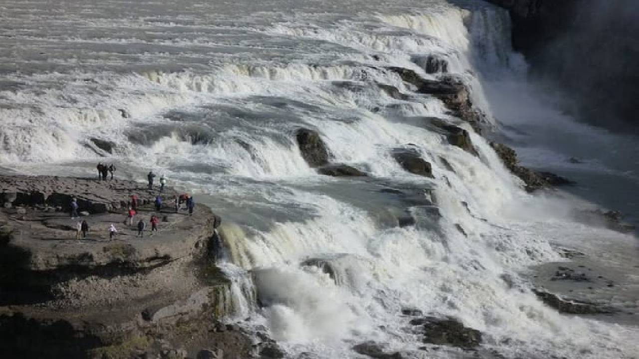 Reykjavik: Private Complete Golden Circle Tour with Faxi Waterfall