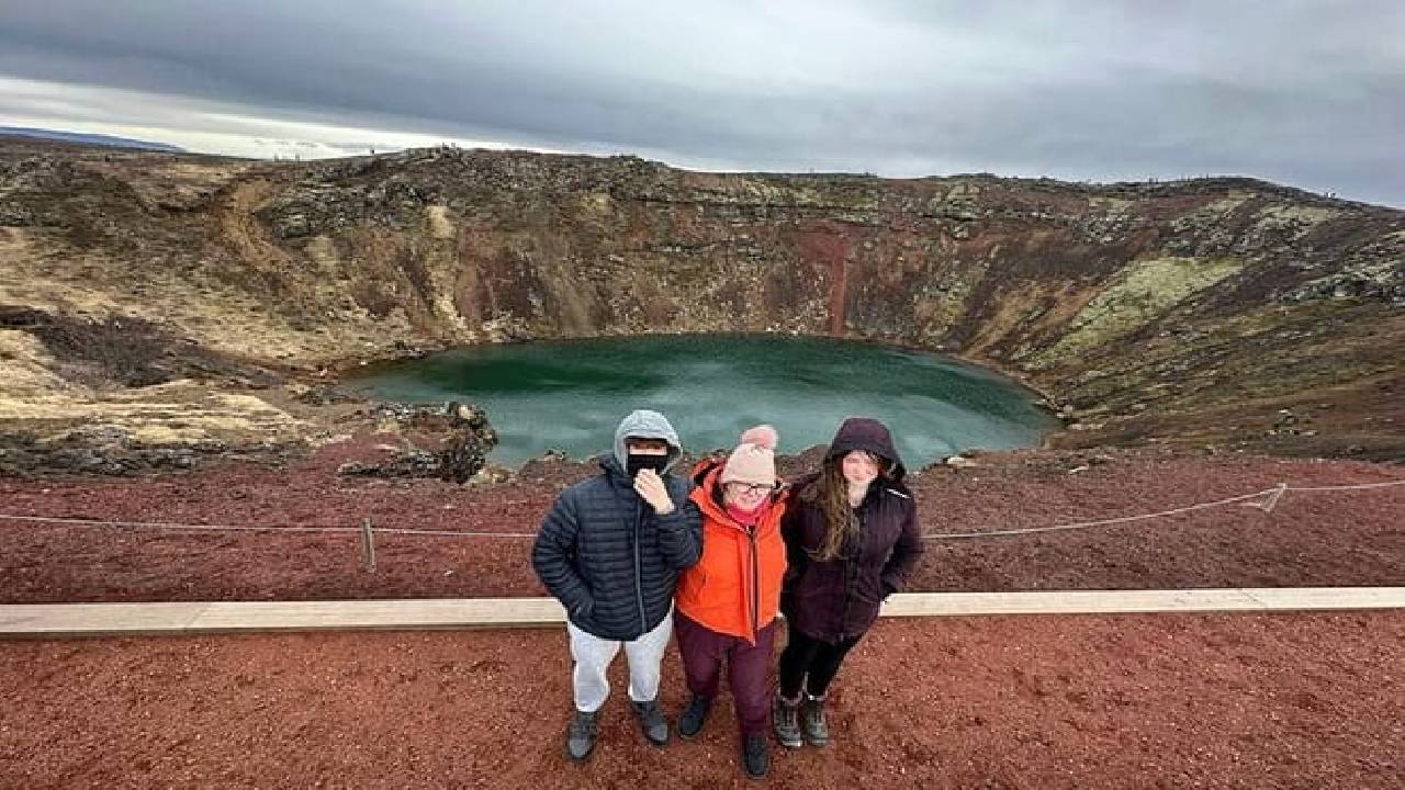 Reykjavik: Private Complete Golden Circle Tour with Faxi Waterfall