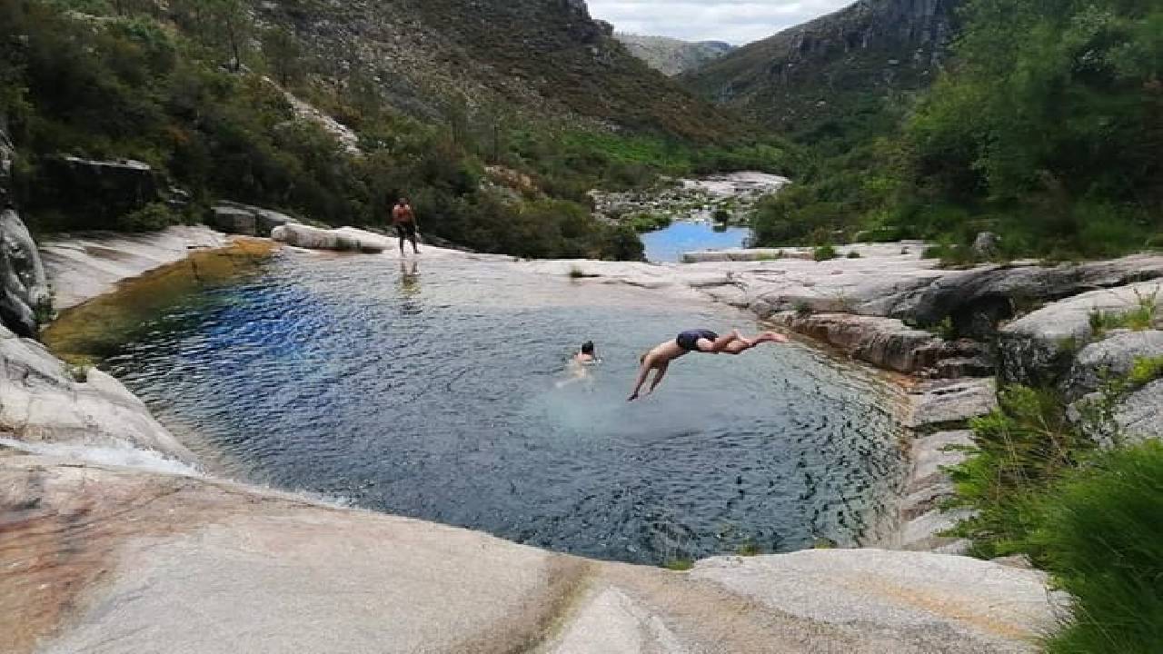 Hiking and Swimming in Geres National Park