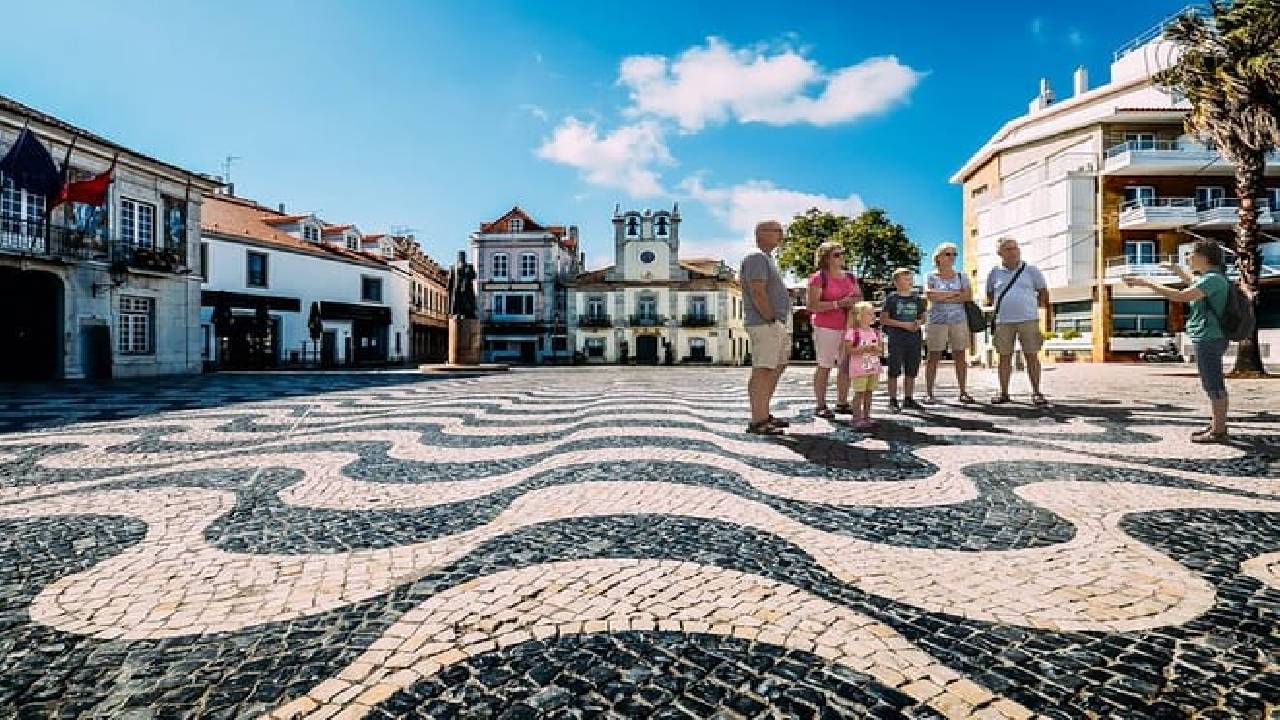 Sintra, Cascais & Estoril Private Tour - Palaces Tickets & Lunch
