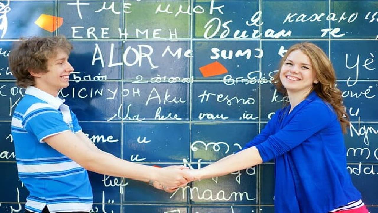 Paris Private Full Day Tour: Montmartre, Sights & Eiffel Tower