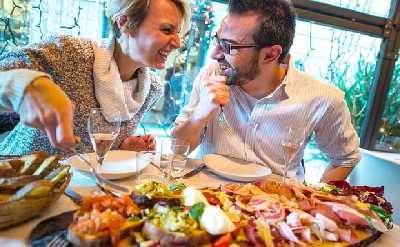 Milan Gourmet Food and Drinks Private Tour with Highlights