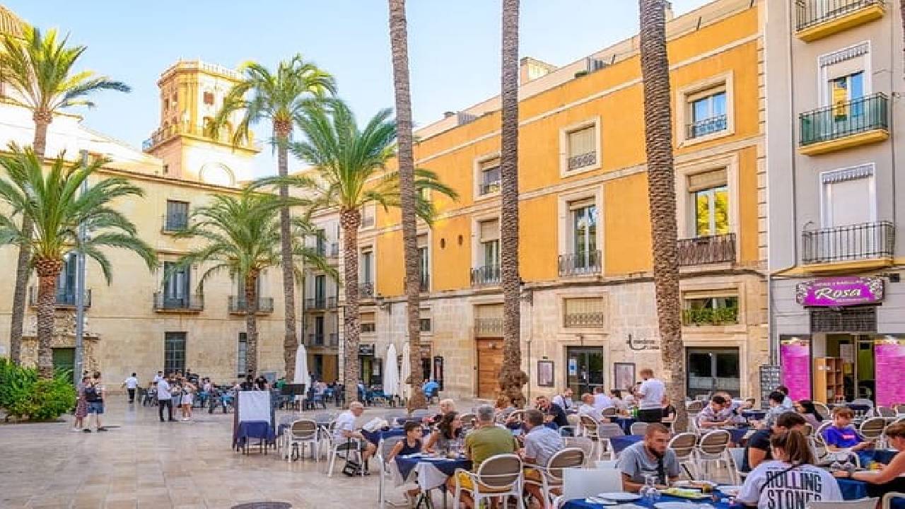 Private Valencia Full-Day Tour - Highlights, Museums & Paella