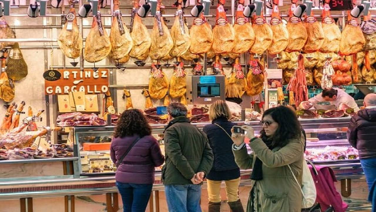 Private Valencia Full-Day Tour - Highlights, Museums & Paella